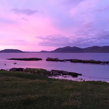 Tuath Na Mara Carryblagh