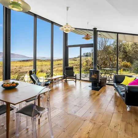 Tuath Na Mara Villa *